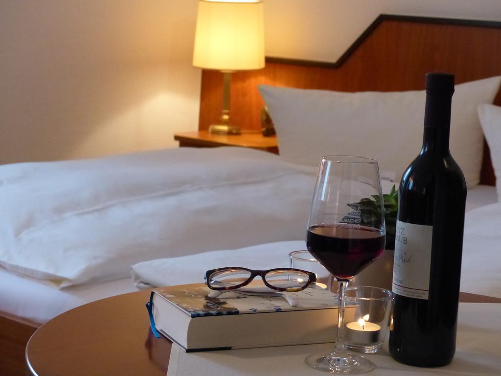 Hotel Rosenbusch Großheubach Δωμάτιο φωτογραφία